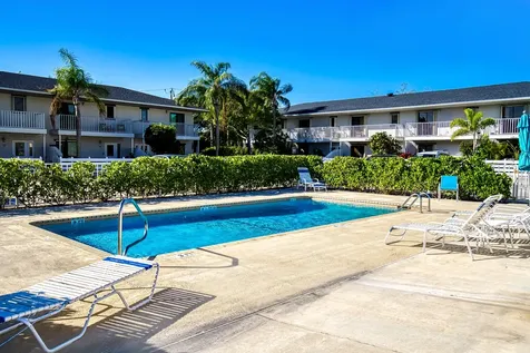 326 W Pine Street Lantana FL 33462