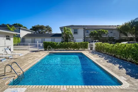 326 W Pine Street Lantana FL 33462
