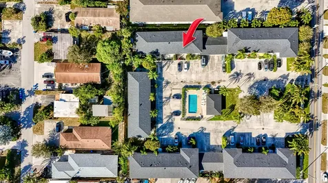 326 W Pine Street Lantana FL 33462