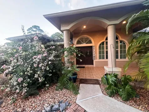Loxahatchee FL 33470