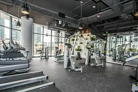 55 Sw 9th Street Miami FL 33130