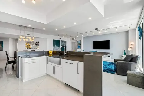2640 Lake Shore Drive Riviera Beach FL 33404