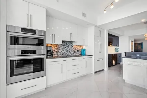 2640 Lake Shore Drive Riviera Beach FL 33404