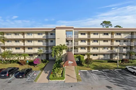 4735 Lucerne Lakes Boulevard Lake Worth FL 33467