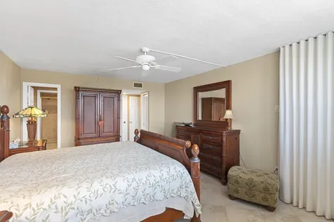 899 Jeffery Street Boca Raton FL 33487