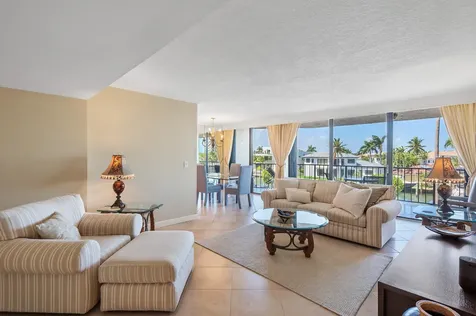 899 Jeffery Street Boca Raton FL 33487