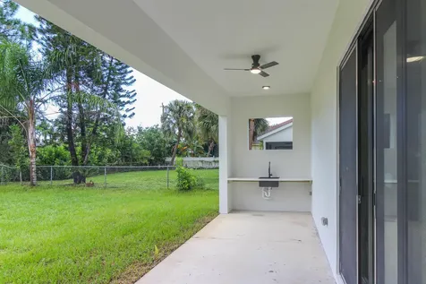1143 SW Estaugh Avenue Port Saint Lucie FL 34953