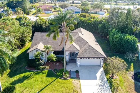 2758 Sw District Avenue Port Saint Lucie FL 34953
