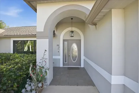 2758 Sw District Avenue Port Saint Lucie FL 34953