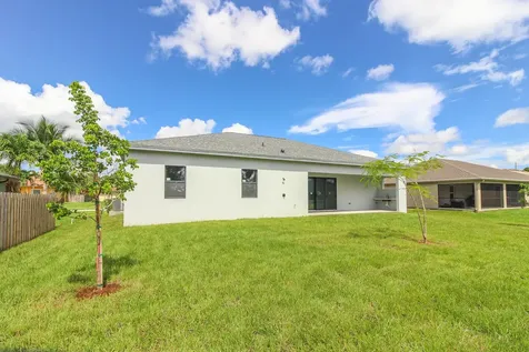 850 SW Abingdon Avenue Port Saint Lucie FL 34953