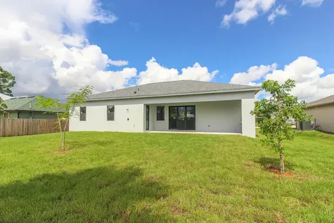 850 SW Abingdon Avenue Port Saint Lucie FL 34953
