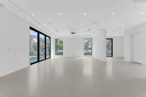 913 Denery Lane Delray Beach FL 33483