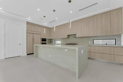 913 Denery Lane Delray Beach FL 33483