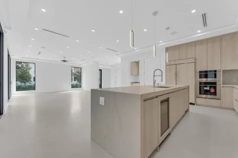 913 Denery Lane Delray Beach FL 33483