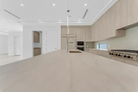 913 Denery Lane Delray Beach FL 33483