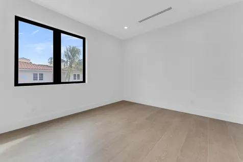 913 Denery Lane Delray Beach FL 33483