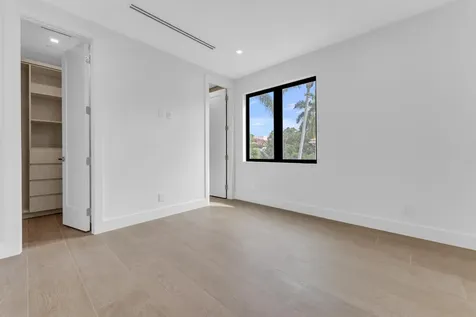 913 Denery Lane Delray Beach FL 33483