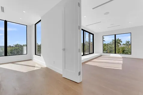 913 Denery Lane Delray Beach FL 33483