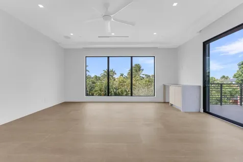 913 Denery Lane Delray Beach FL 33483