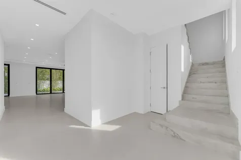 913 Denery Lane Delray Beach FL 33483