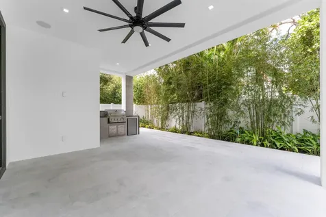 913 Denery Lane Delray Beach FL 33483