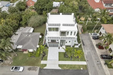913 Denery Lane Delray Beach FL 33483