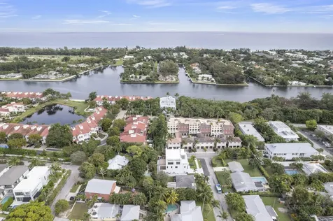 913 Denery Lane Delray Beach FL 33483