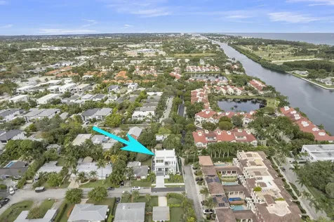 913 Denery Lane Delray Beach FL 33483