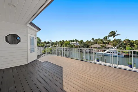 19 Island Road Sewalls Point FL 34996