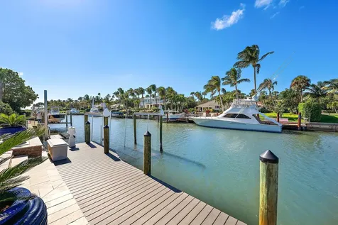19 Island Road Sewalls Point FL 34996