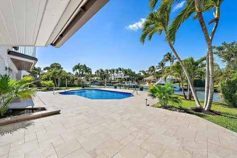 19 Island Road Sewalls Point FL 34996