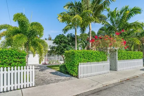 714 N Ocean Breeze Lake Worth Beach FL 33460