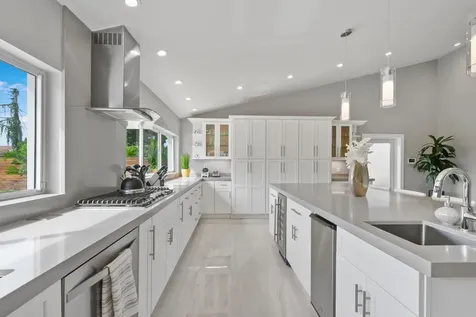 7101 W Lake Drive Lake Clarke Shores FL 33406