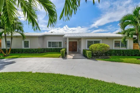 7101 W Lake Drive Lake Clarke Shores FL 33406