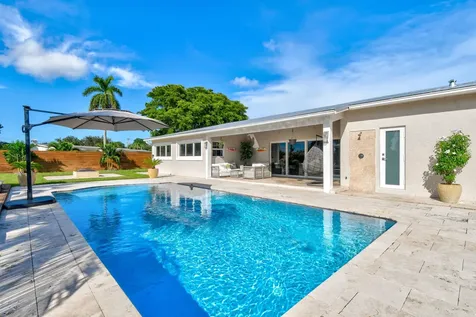 7101 W Lake Drive Lake Clarke Shores FL 33406