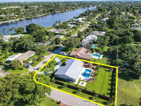 7101 W Lake Drive Lake Clarke Shores FL 33406