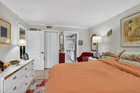 450 Nw 20th Street Boca Raton FL 33431
