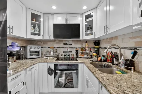 450 Nw 20th Street Boca Raton FL 33431
