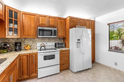 7270 Ashford Place Delray Beach FL 33446