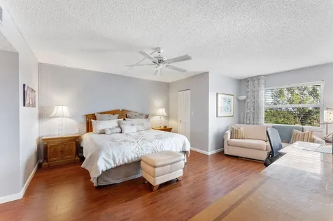 3930 Inverrary Boulevard Lauderhill FL 33319
