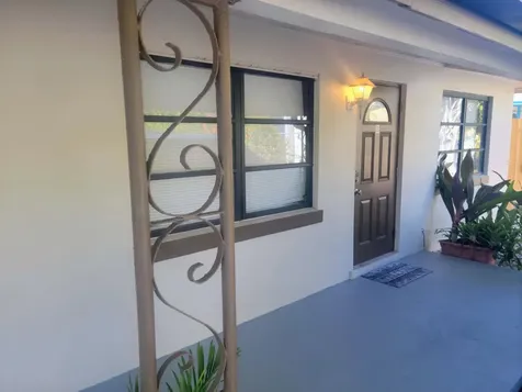 515 49th Street West Palm Beach FL 33407