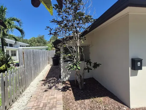 515 49th Street West Palm Beach FL 33407