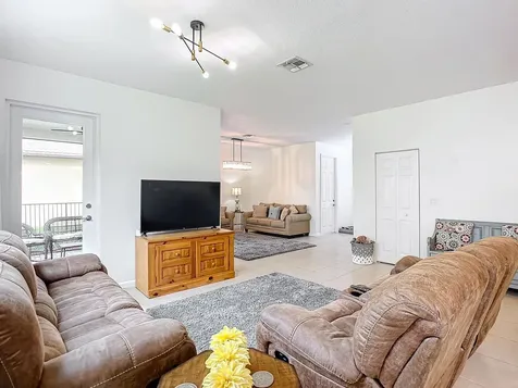 11931 Sw Crestwood Circle Port Saint Lucie FL 34987
