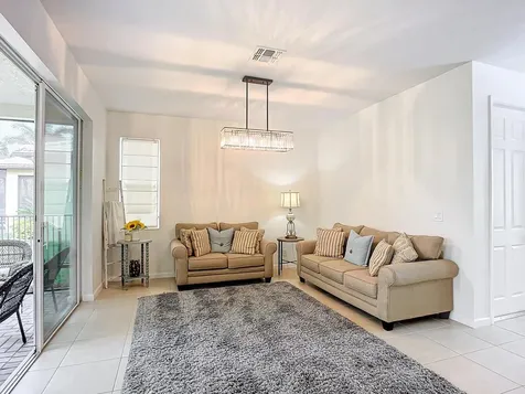 11931 Sw Crestwood Circle Port Saint Lucie FL 34987
