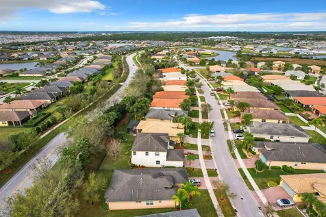 11931 Sw Crestwood Circle Port Saint Lucie FL 34987