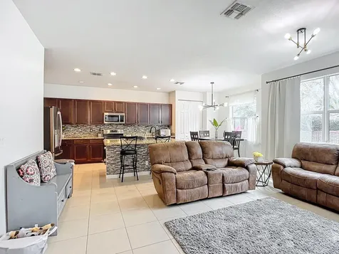 11931 Sw Crestwood Circle Port Saint Lucie FL 34987