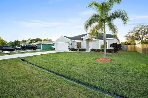 1382 Se Concha Street Port Saint Lucie FL 34983