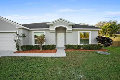 1382 Se Concha Street Port Saint Lucie FL 34983