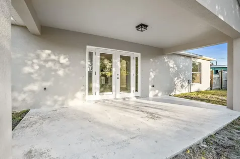 1382 Se Concha Street Port Saint Lucie FL 34983