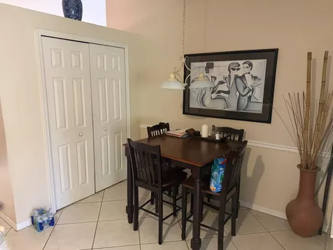 222 Sw Fairchild Avenue Port Saint Lucie FL 34984